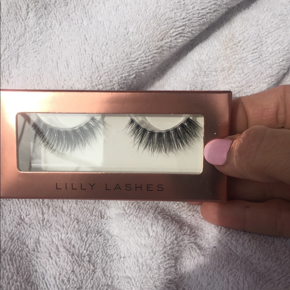 Lilly Lashes